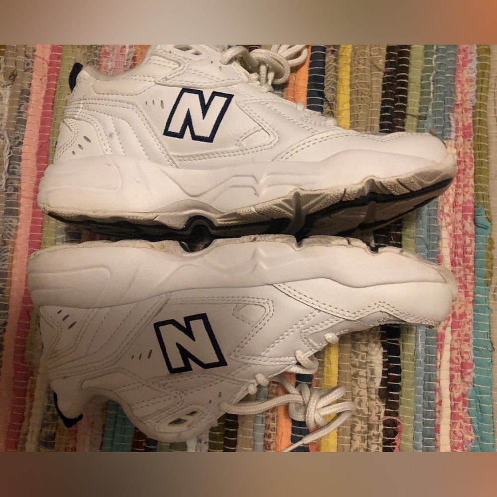 EUC new balance sneakers